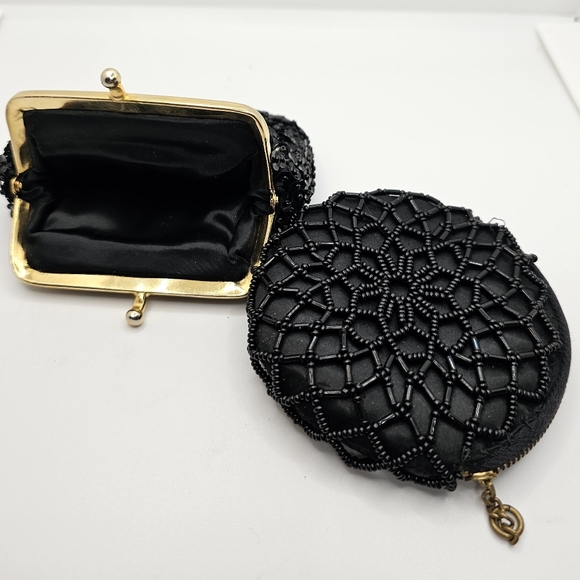 Vintage Beaded Coin Purses - Picture 2 of 3